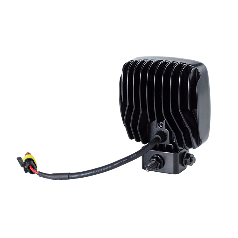 چراغ کار 6 ال ای دی سنگین IP67 002 برای وسایل نقلیه صنعتی