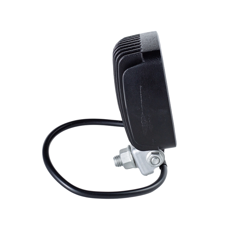 چراغ کار 6 ال ای دی سنگین IP67 004 برای وسایل نقلیه صنعتی