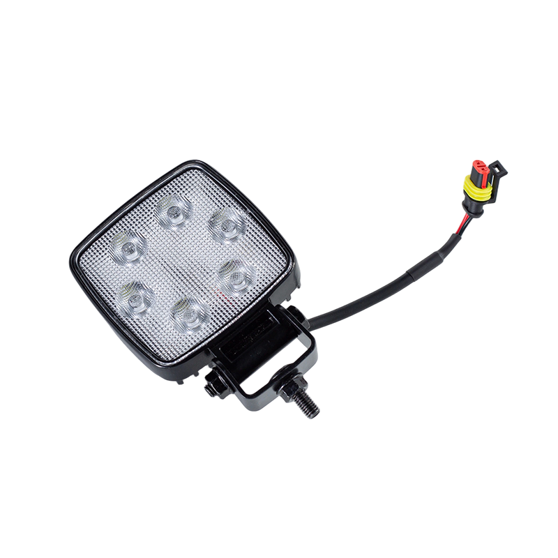 چراغ کار 6 ال ای دی سنگین IP67 002 برای وسایل نقلیه صنعتی